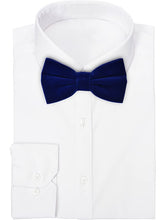 Load image into Gallery viewer, S.H. Churchill &amp; Co. Men&#39;s Royal Blue Velvet Bow Tie and Pocket Square Set
